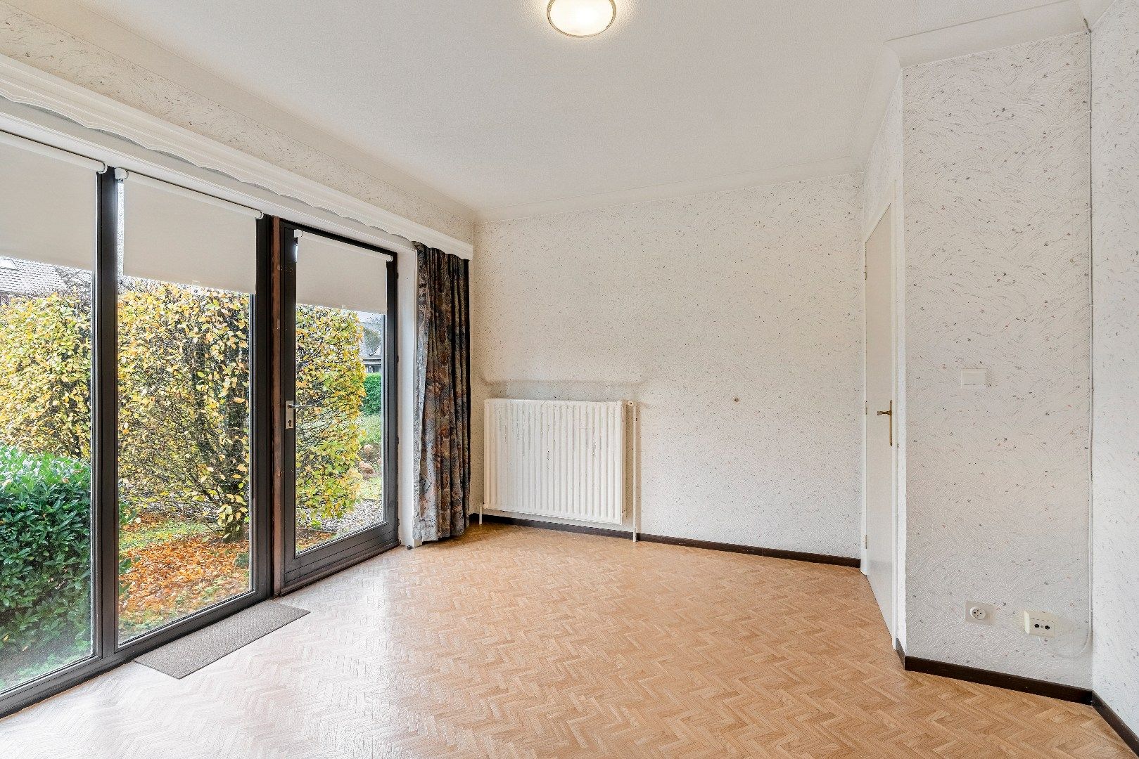  Te renoveren karakteristieke bungalow, 3 Slpk, ruime kelder met garage, op toplocatie foto 26