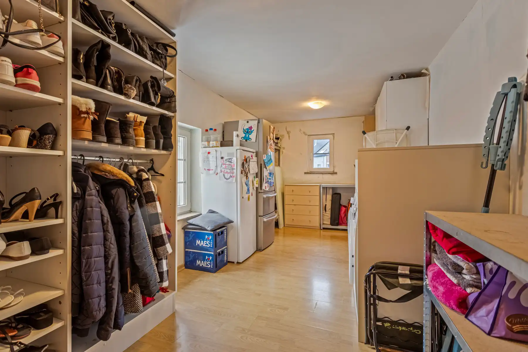 Ruim 2 slaapkamer duplex appartement nabij centrum Halle foto 11