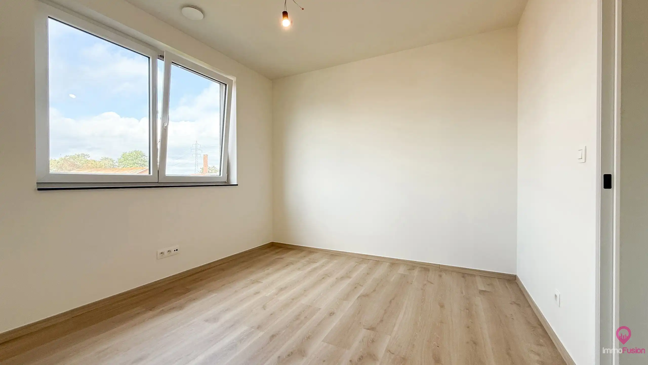 Praktische nieuwbouwwoning met 3 slpks in rustige straat! foto 21