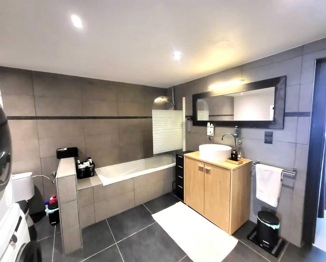 De huidige eigenaar is verliefd...dus is ze ribbedebie... :-) foto 15