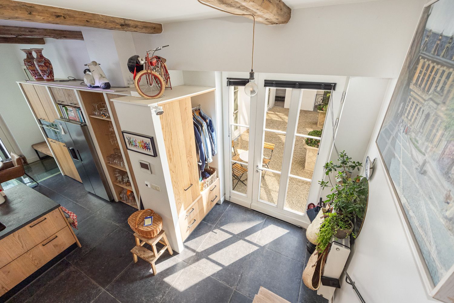Unieke en energiezuinige stadsvilla (224m²) met fantastisch zonneterras in het hart van historisch Antwerpen – luxe, rust en boordevol karakter! foto 6
