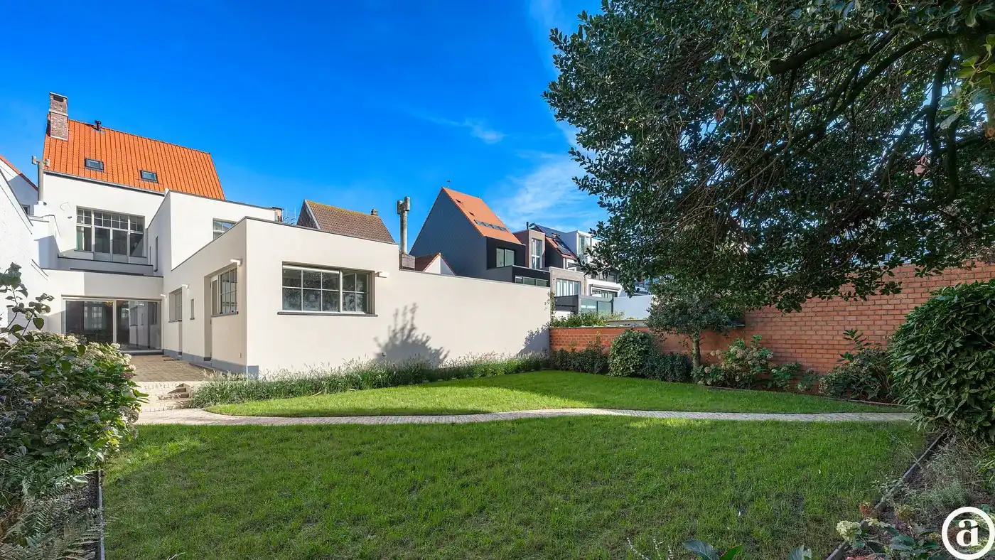 Charmante herenwoning te Oud-Knokke foto 14