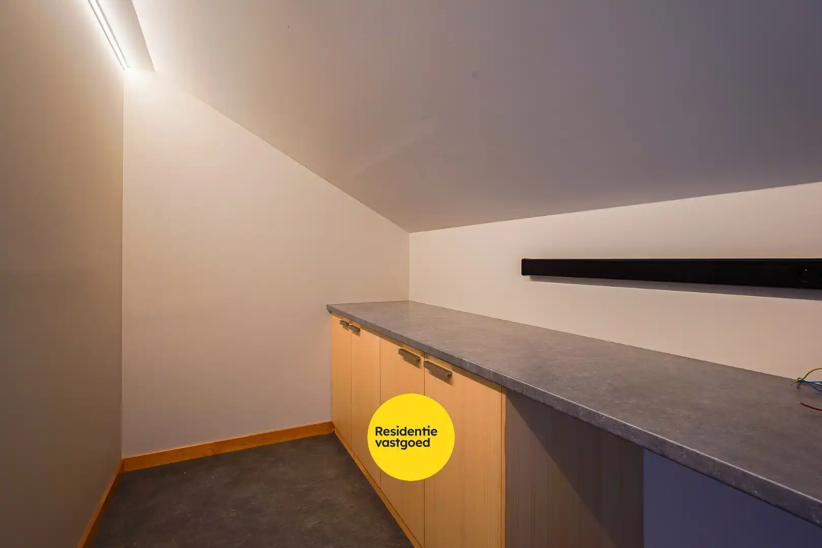 Open bebouwing te koop met uniek potentieel! foto 25