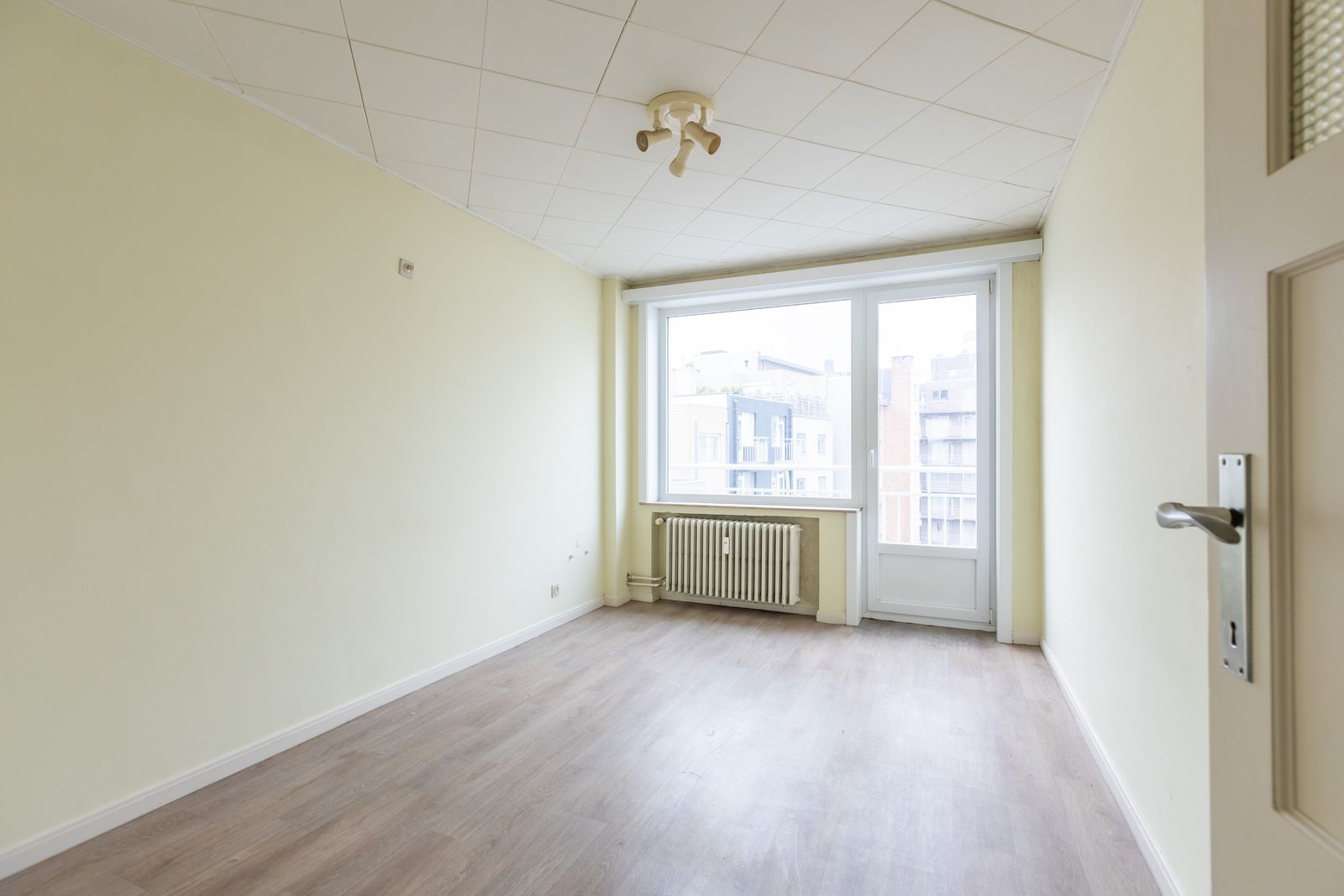 Op te frissen appartement met 2 slpk in hartje centrum, nabij het strand foto 10