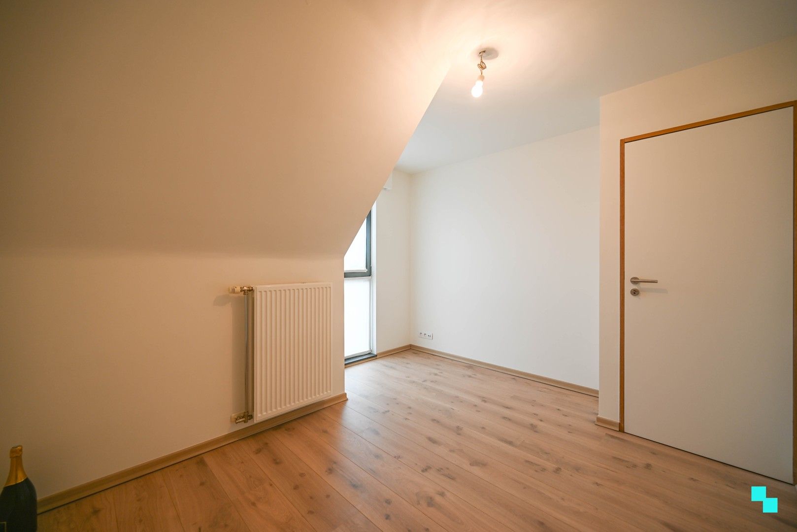 Uiterst kwalitatief tweeslaapkamerappartement met garagebox foto 16