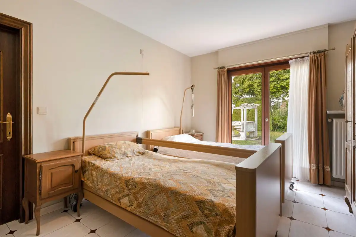 Top onderhouden villa op een rustige locatie in Moorsele foto 11
