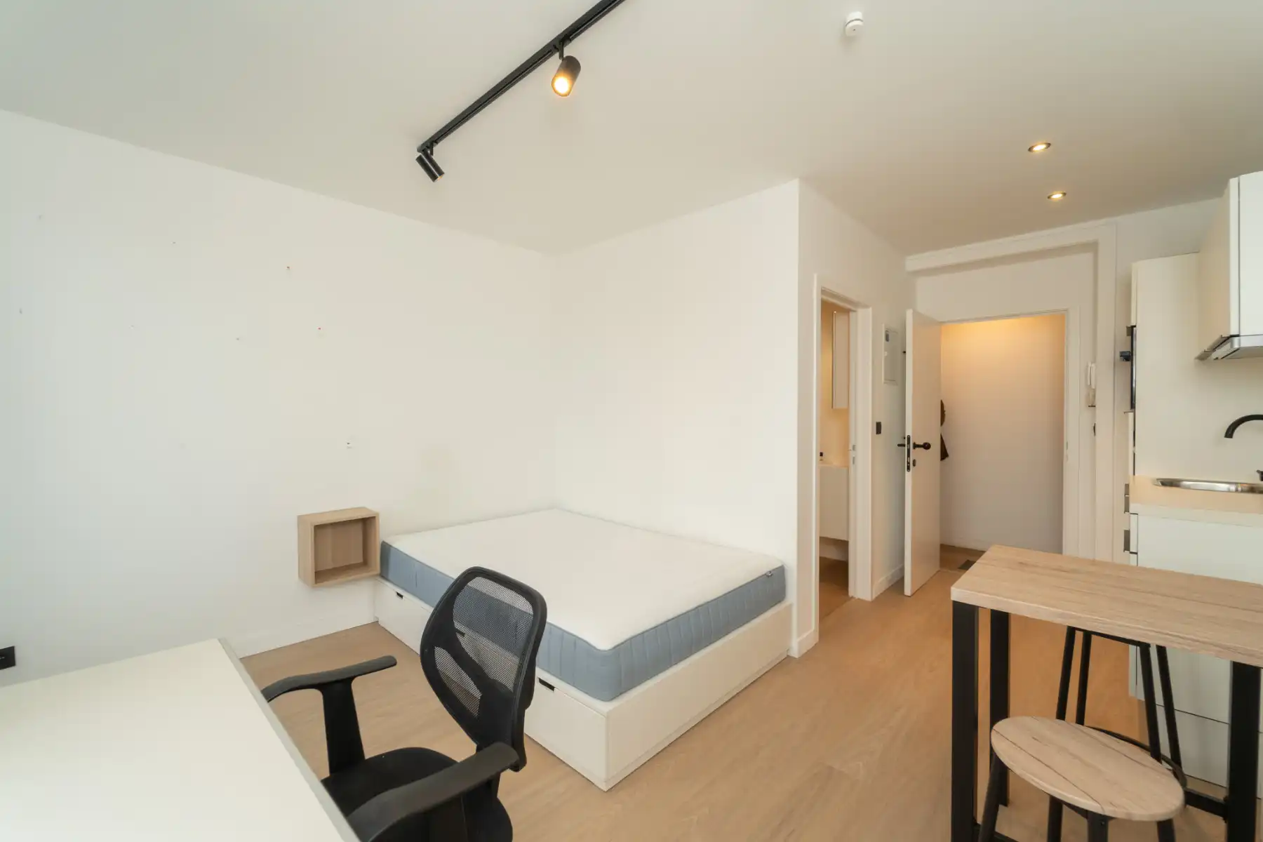 Gerenoveerde studio op zeer centrale ligging in hartje Gent foto 7