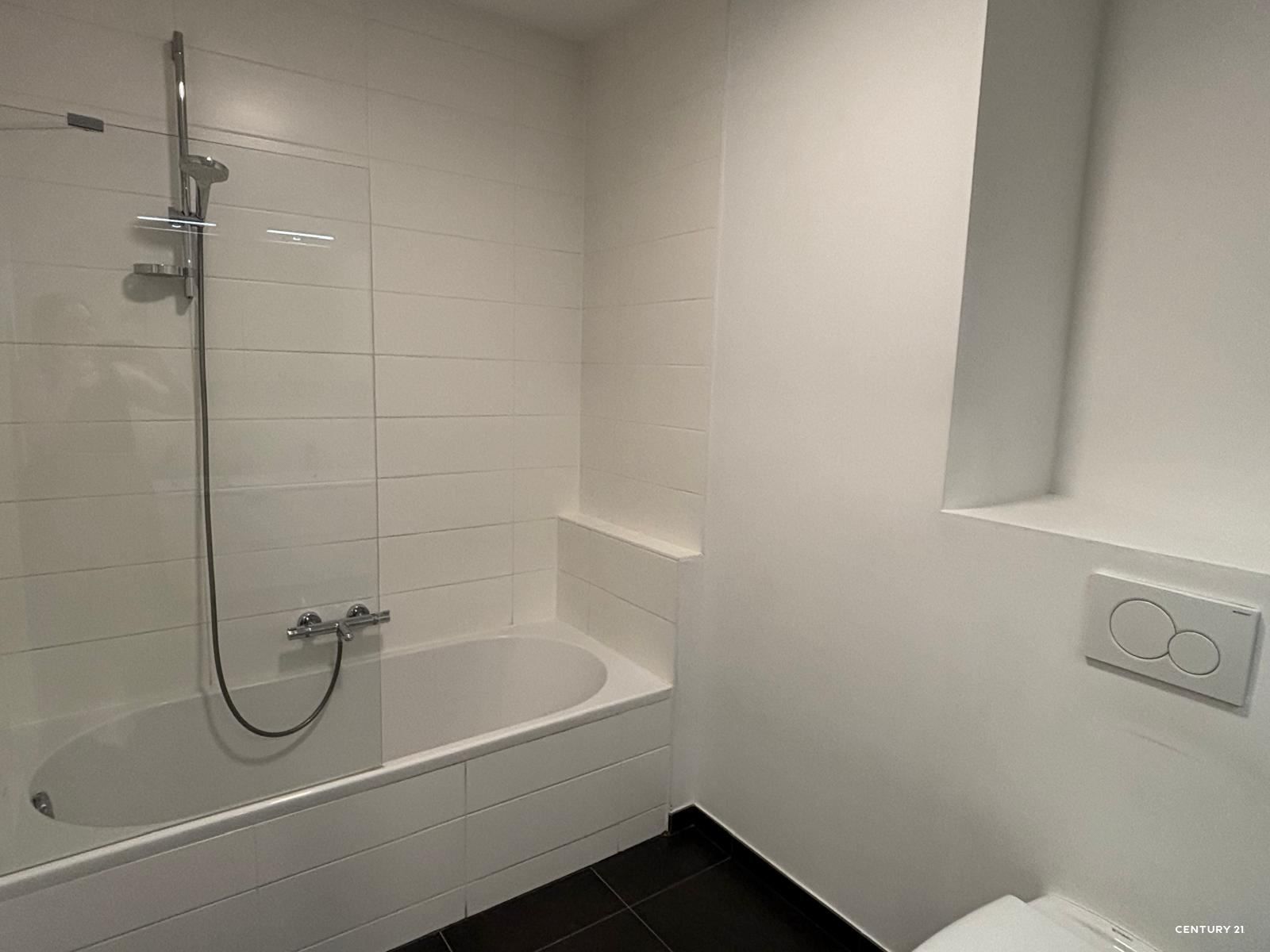 Nieuwbouw App 2 slpks, 2 terassen, autostaanplaats,kelder foto 13