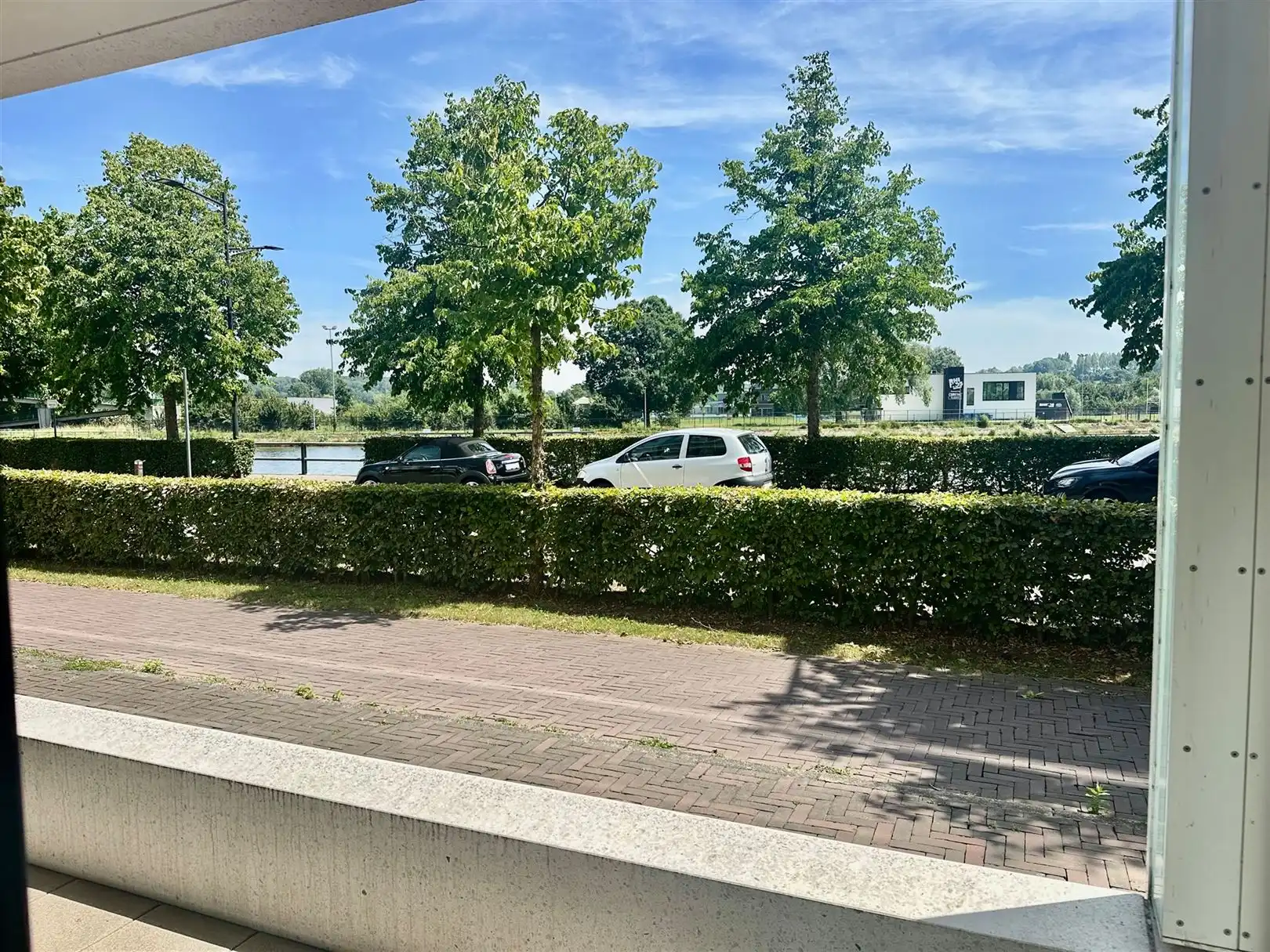 Gelijkvloers appartement TE HUUR met zicht op de Schelde  foto 8