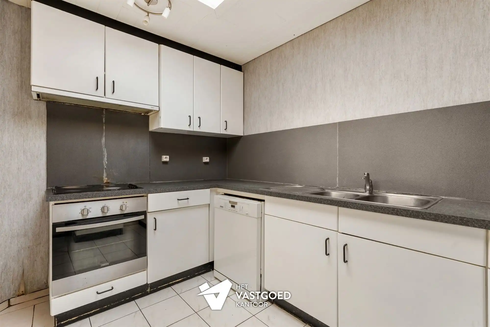 RUIME WONING MET 4 SLAAPKAMERS VLAK BIJ BERINGEN CENTRUM foto 6