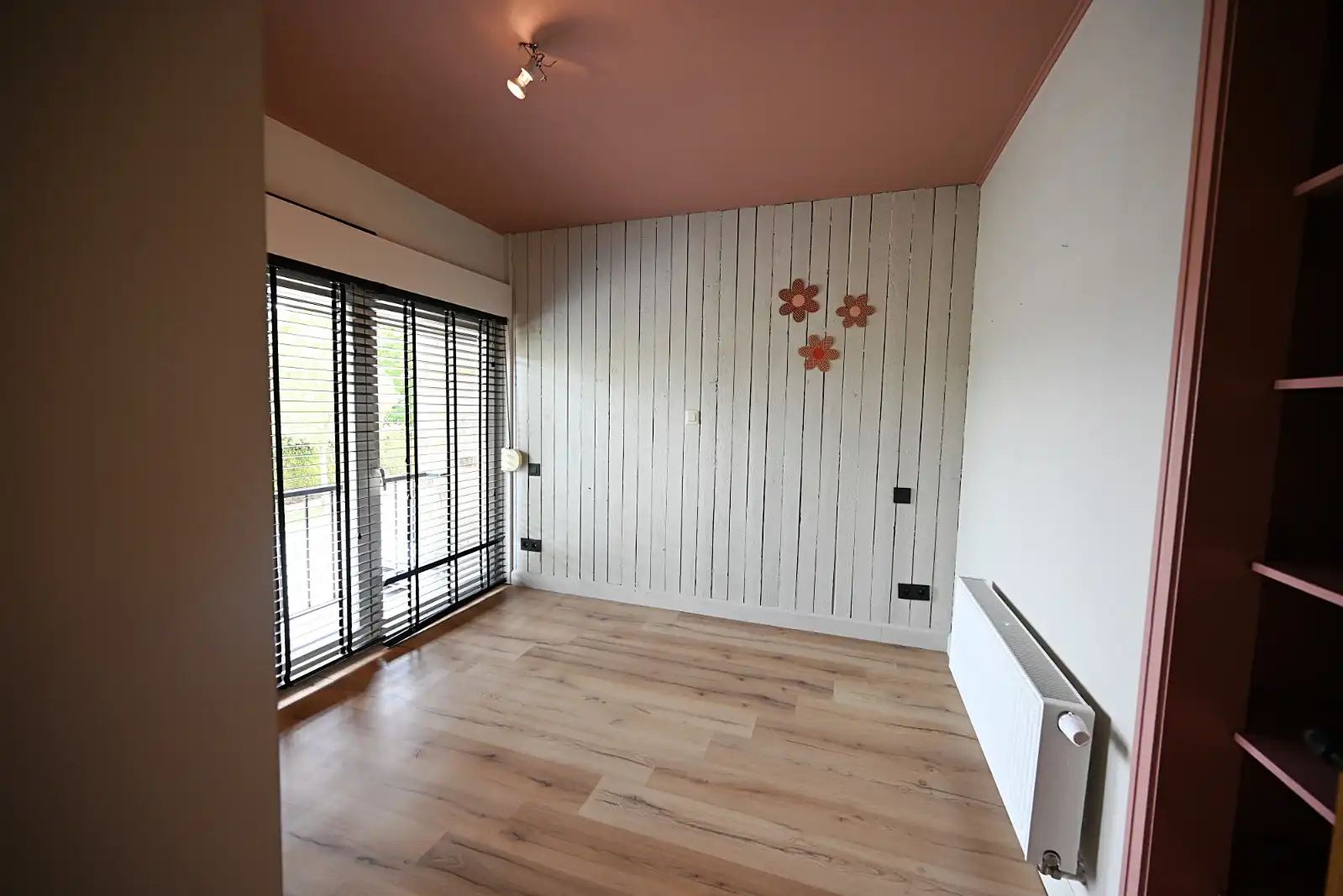 Ruime woning nabij centrum Kachtem foto 13