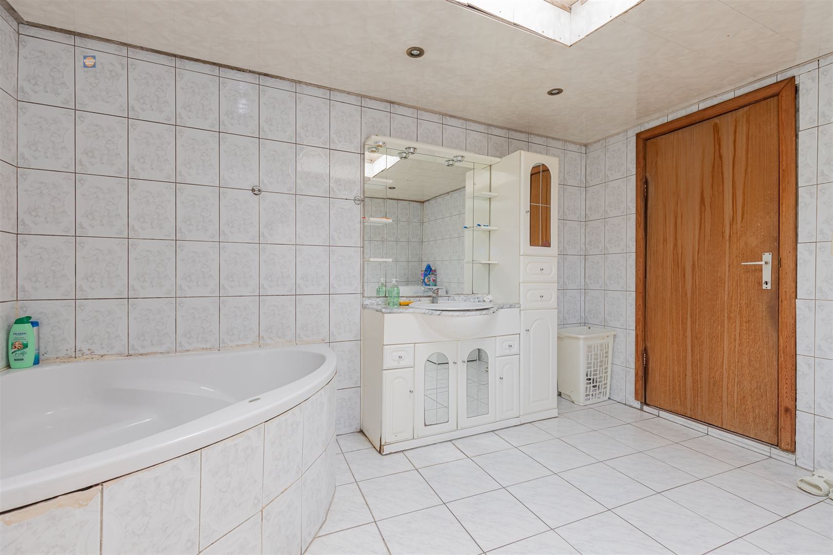 Volwaardige gezinswoning met 5 slaapkamers en 2 badkamers foto 12