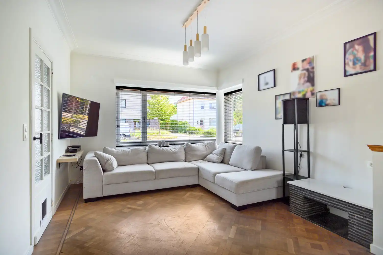 Charmante instapklare woning met 4 slaapkamers te Brasschaat foto 4