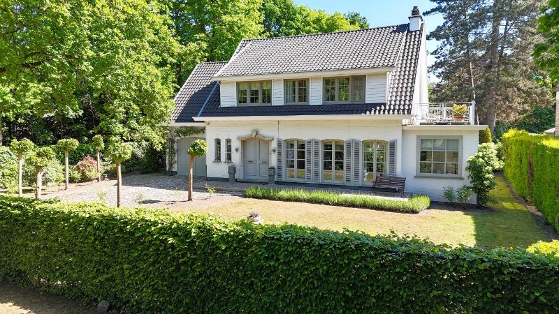 Stijlvolle villa van 300m² met 4 slaapkamers op 12a70ca foto 37