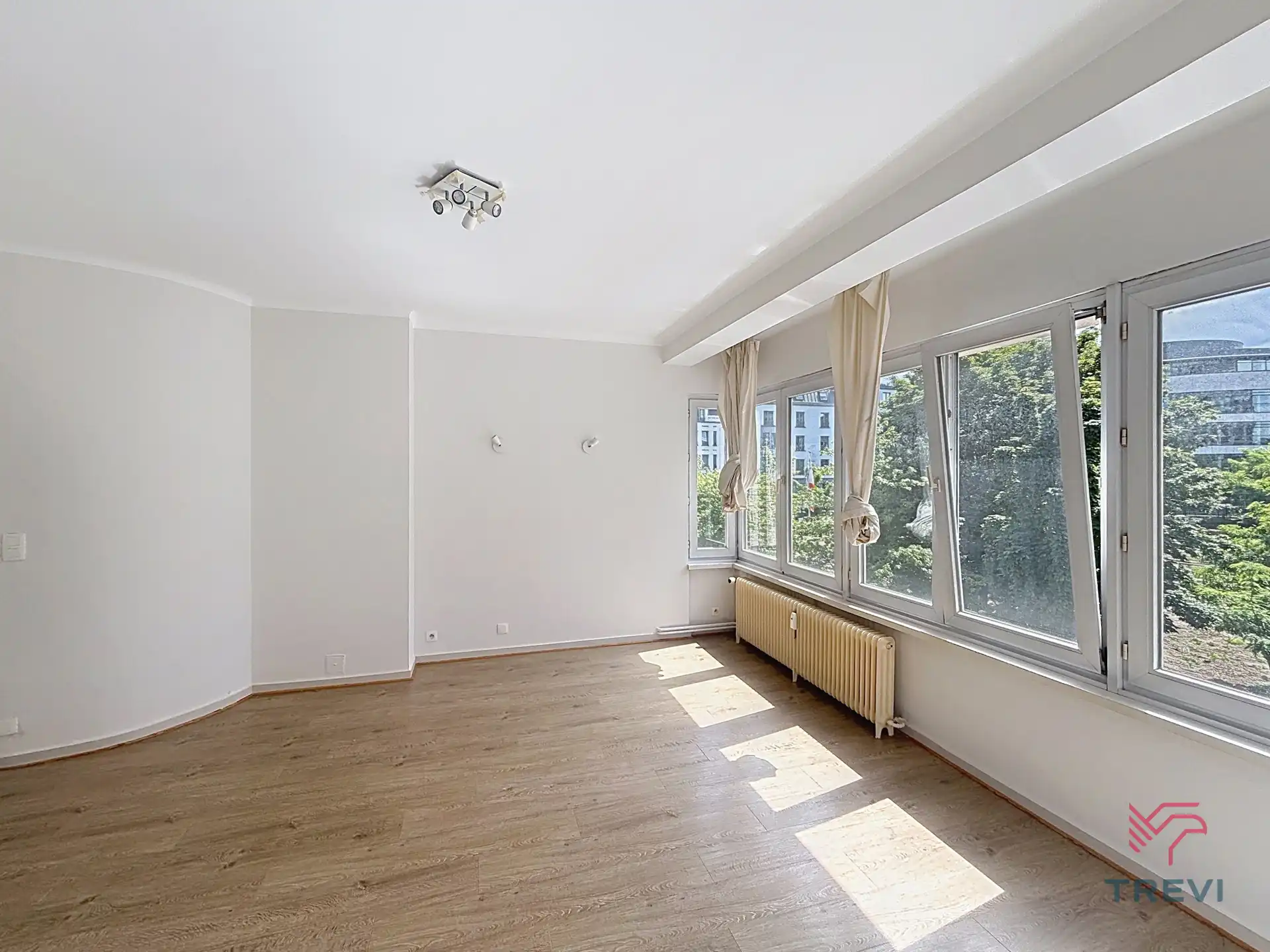 TROONWIJK - Mooi appartement met 2 slpk, recent gerenoveerd foto 2