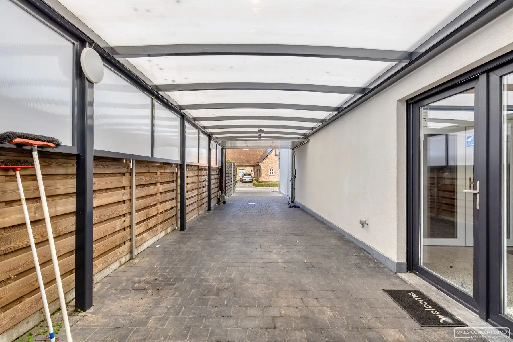 Ruime woning te koop te Waregem op strategische ligging foto 19