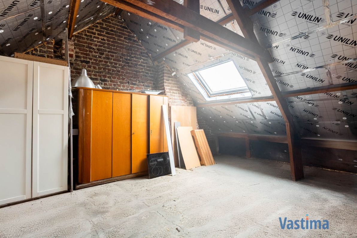 Gerenoveerde gezinswoning met tuin in Erembodegem foto 17