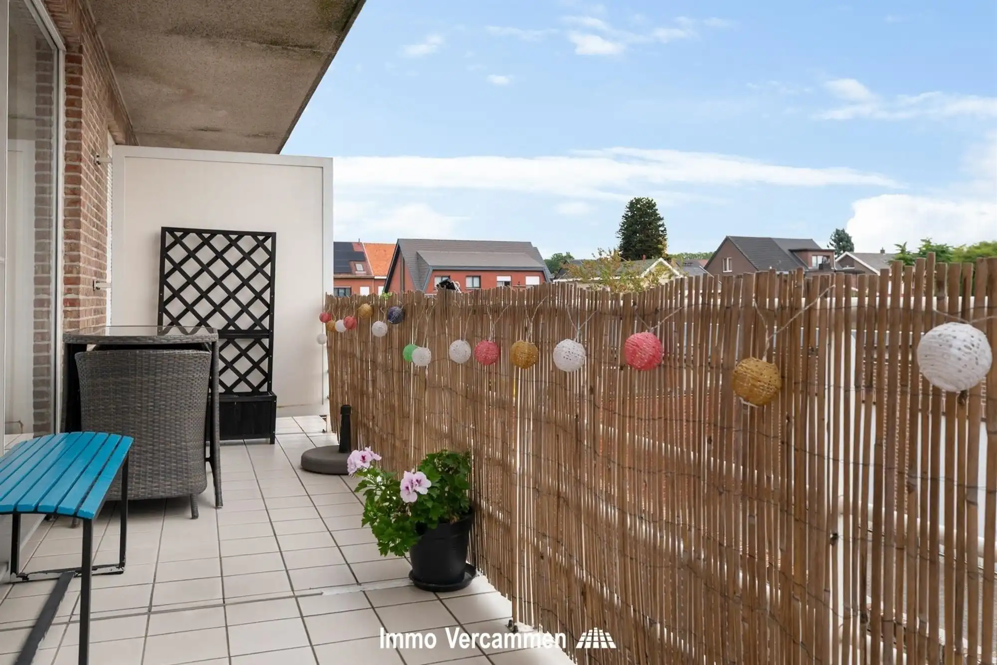 Ruim appartement (109 m²) met 2 SLPK, terras en garage foto 8