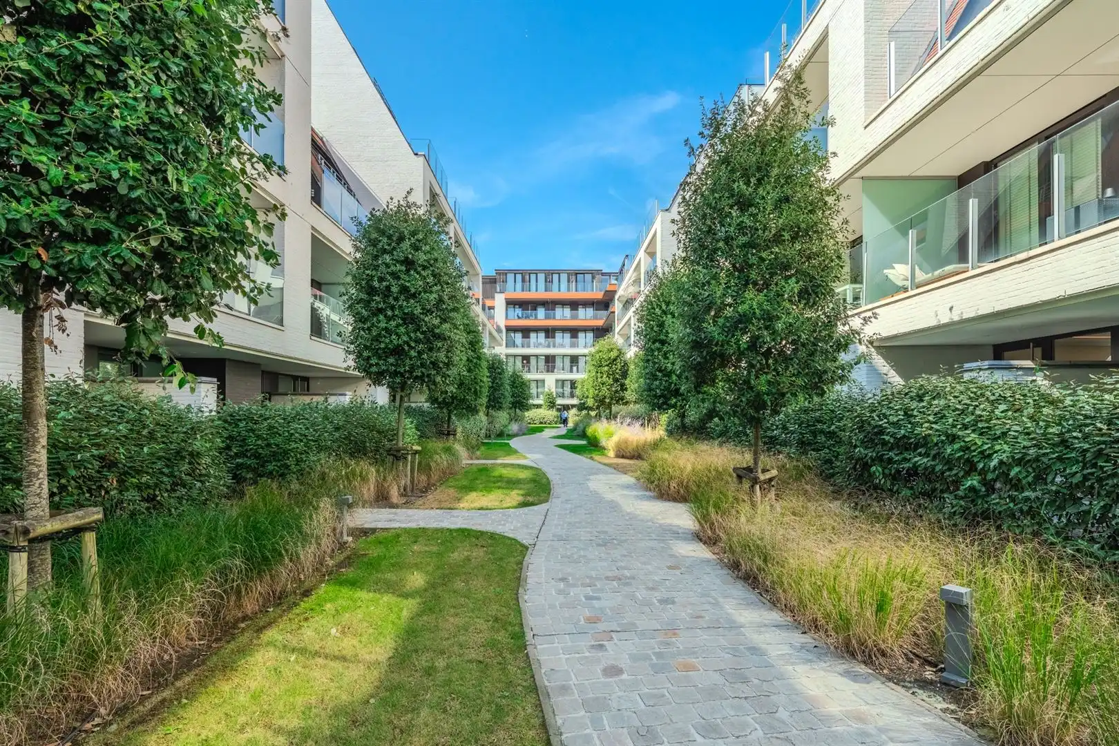 Prachtig gelegen gelijkvloers appartement met 2 slaapkamers foto 16