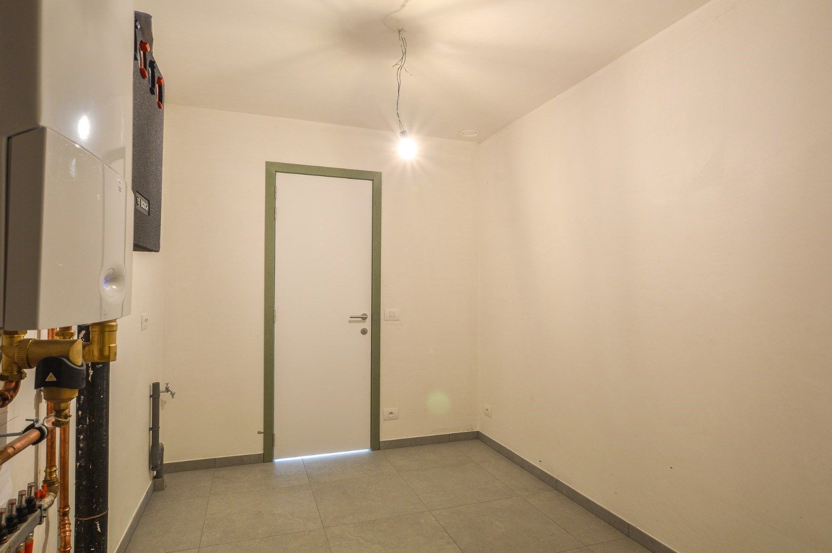 Nieuwbouwwoning met 3 slaapkamers te huur  foto 8