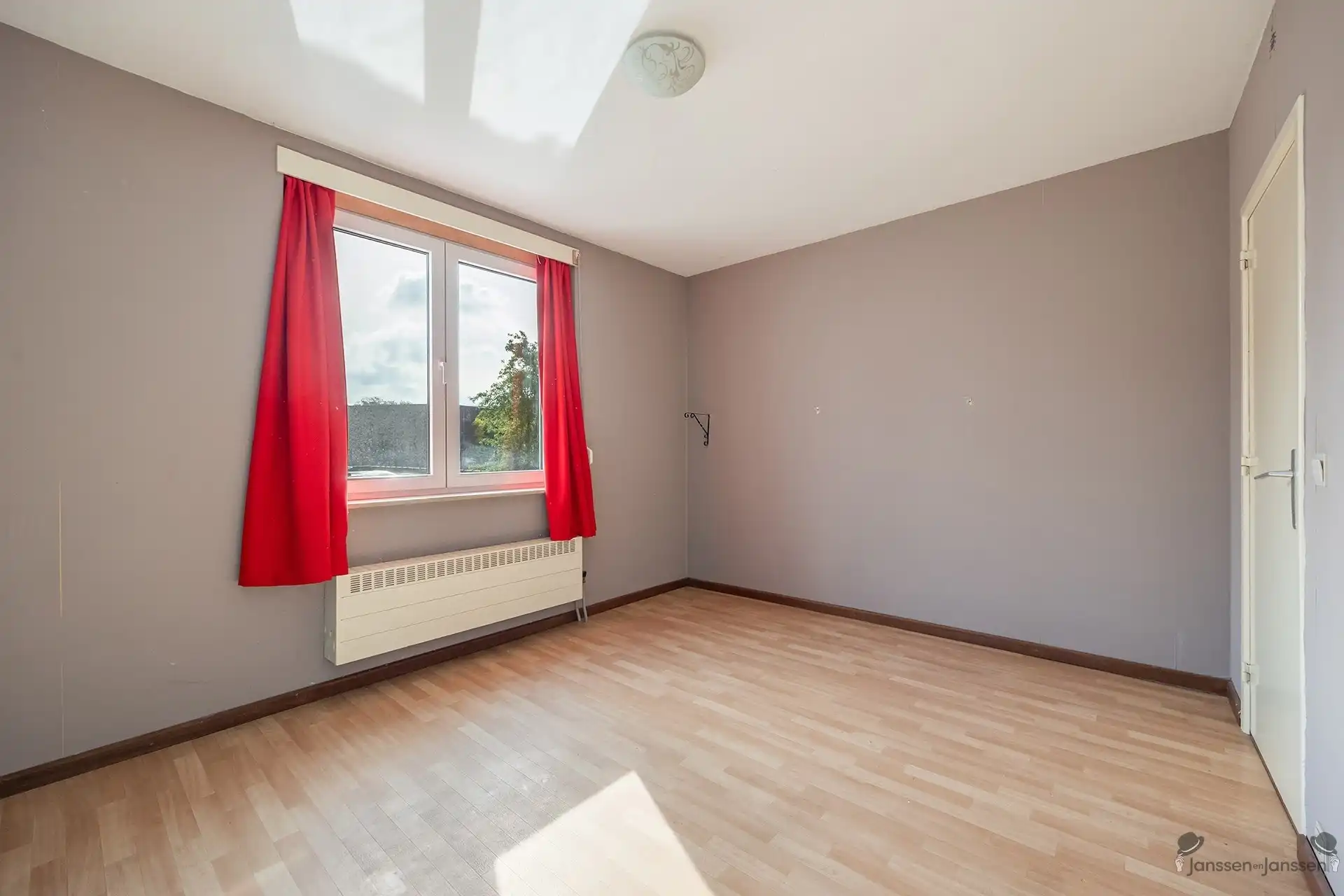 Charmant appartement van 83m² nabij centrum Merksem. foto 10
