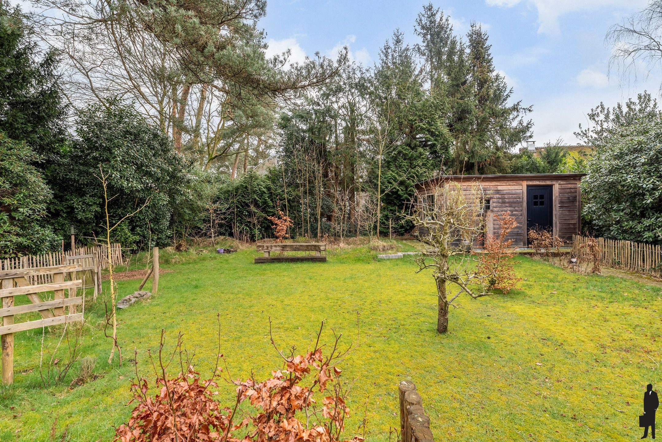 Charmante rietgedekte villa in Brasschaat: instapklaar met moderne afwerkingen en prachtige tuin!   foto 17