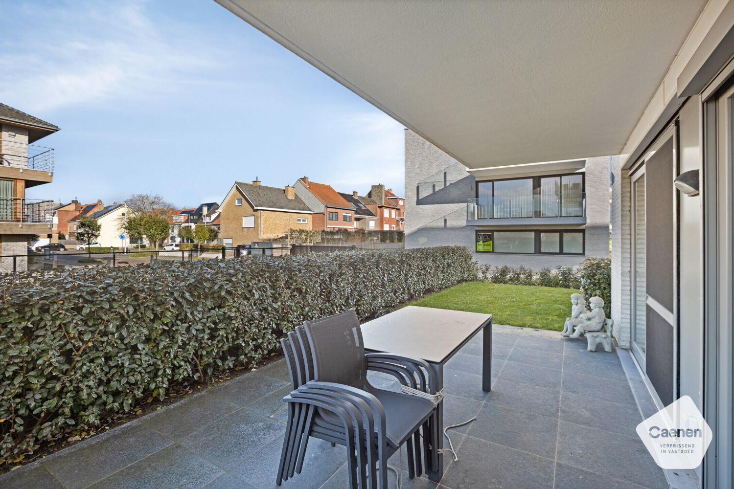 Instapklaar gelijkvloersappartement met tuin en terras in De Panne! foto 10