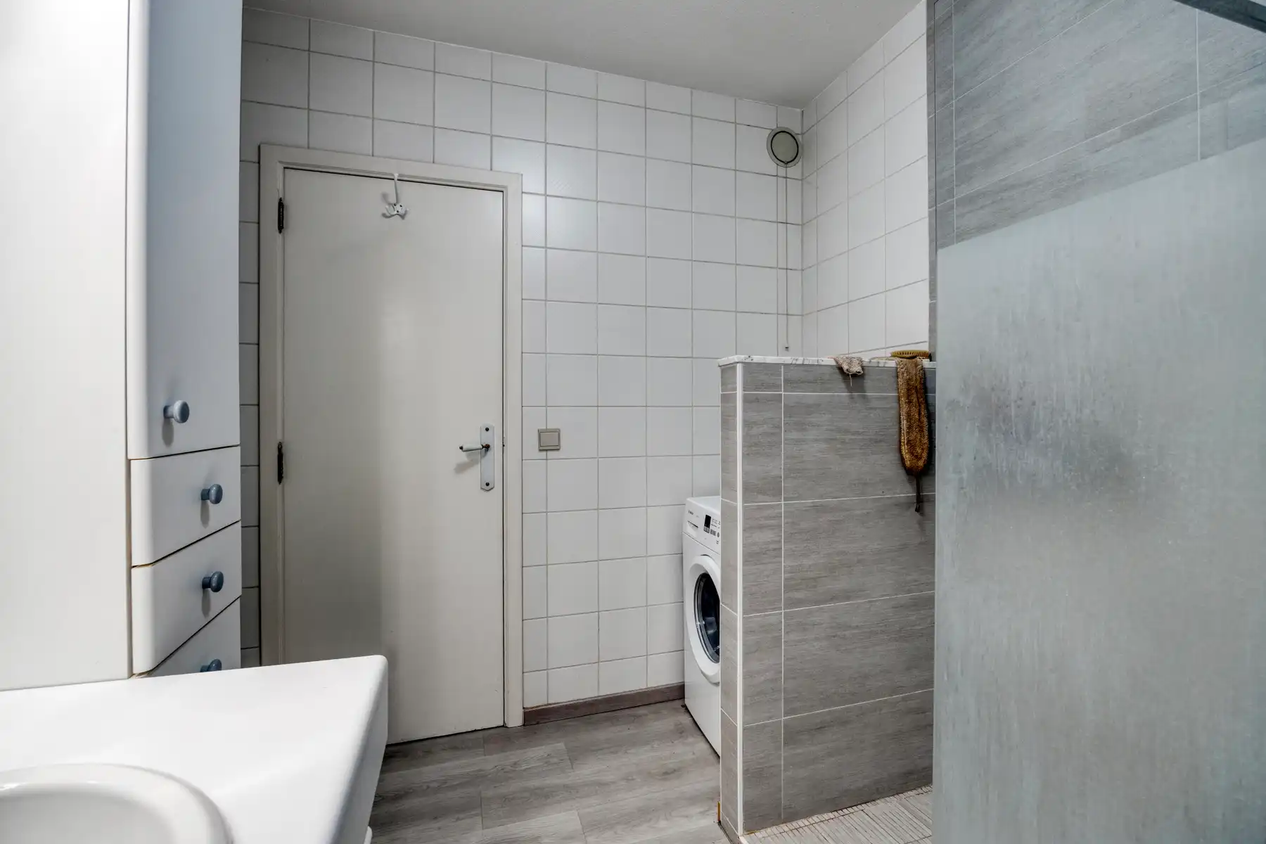 Appartement met 2 slaapkamers, terras, kelder (+ ev. garage) foto 14