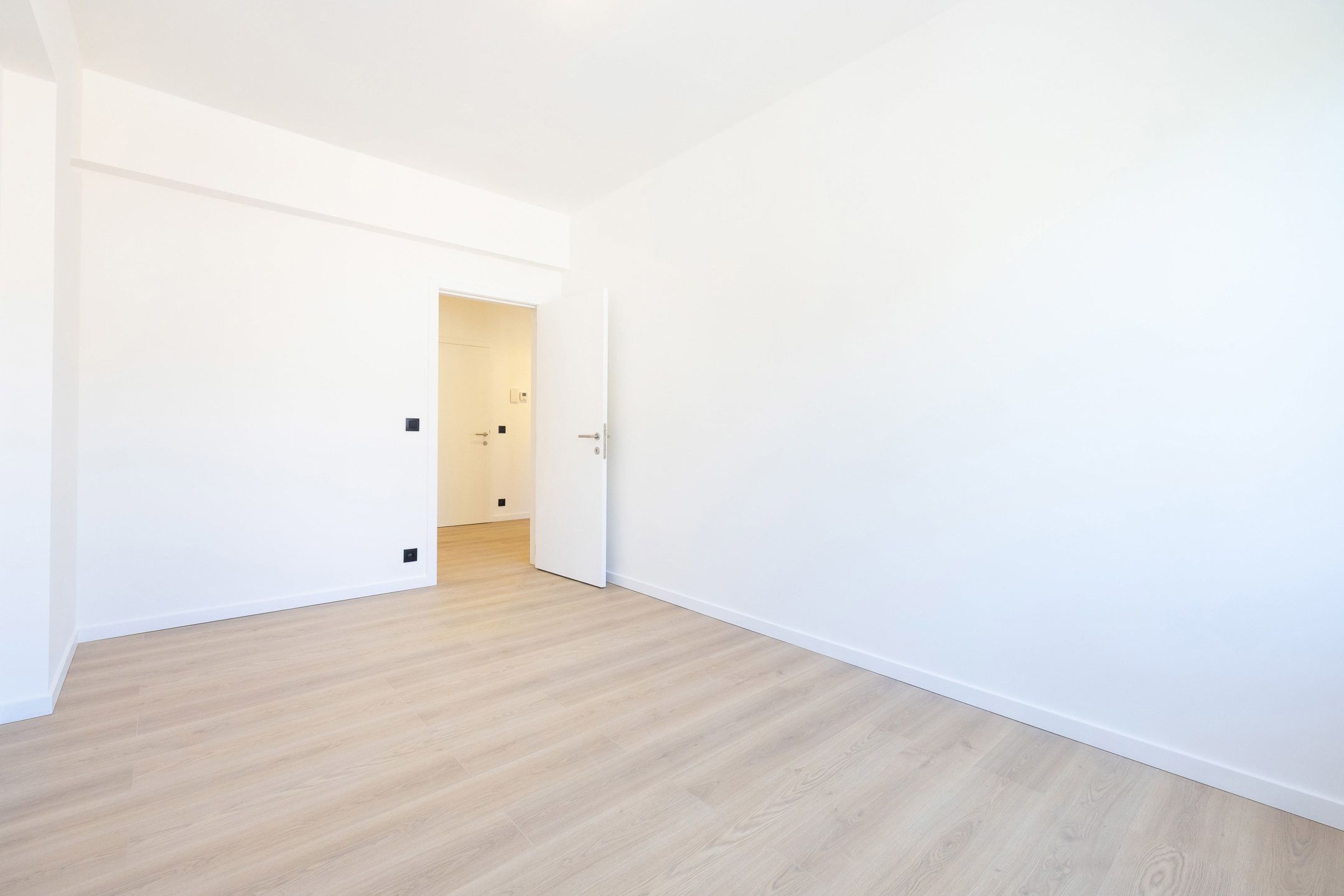 Volledig gerenoveerd appartement - EPC: B- foto 9