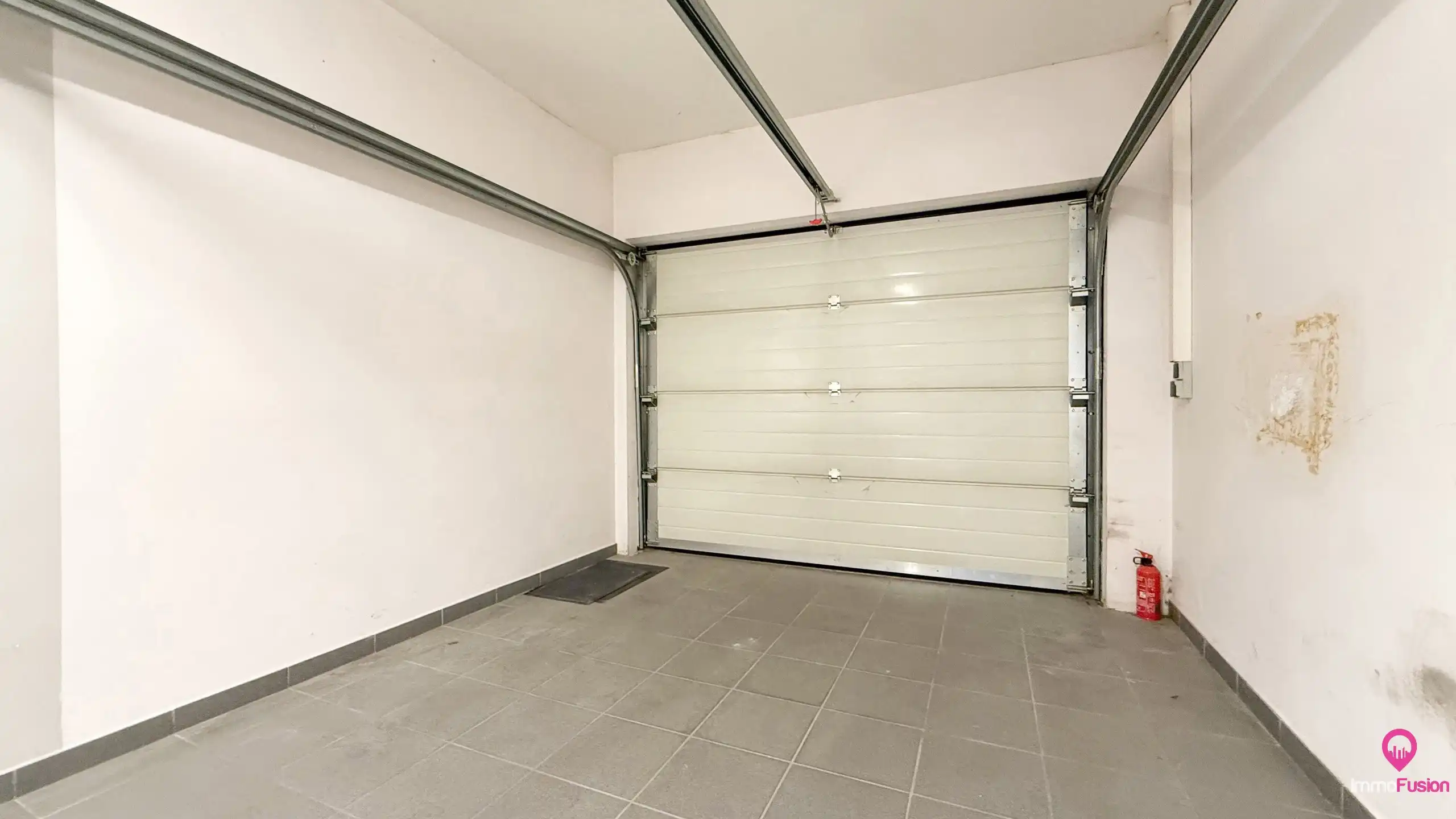 Ruim gelijkvloers appartement met tuin & garage in Beringen! foto 31