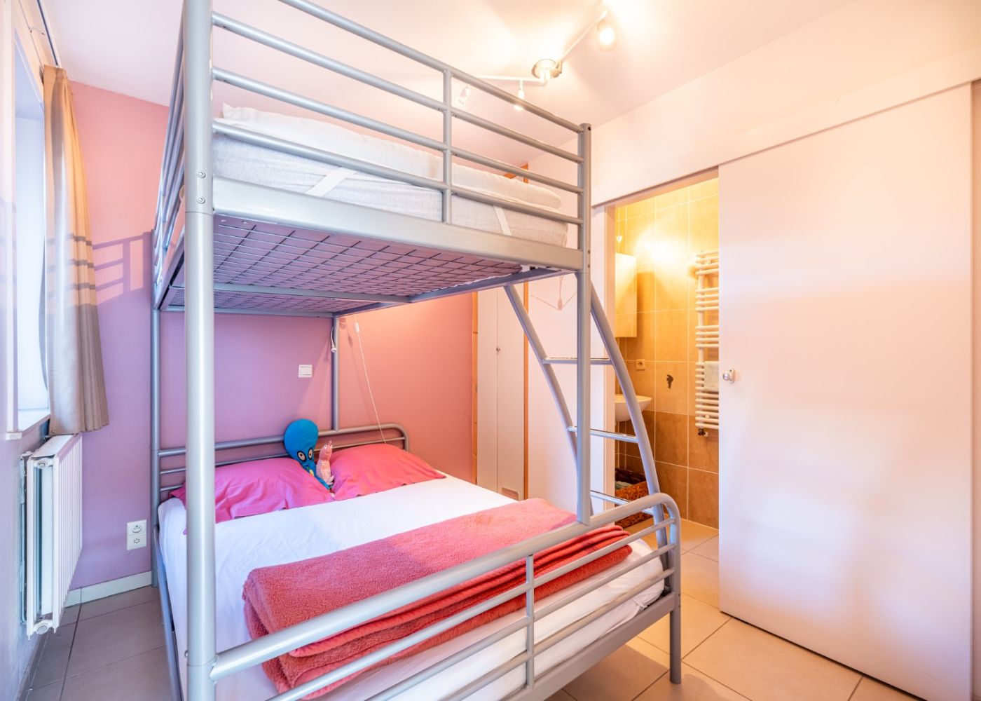 Penthouse met 2 slaapkamers en ruim zonneterras vlakbij zee foto 13