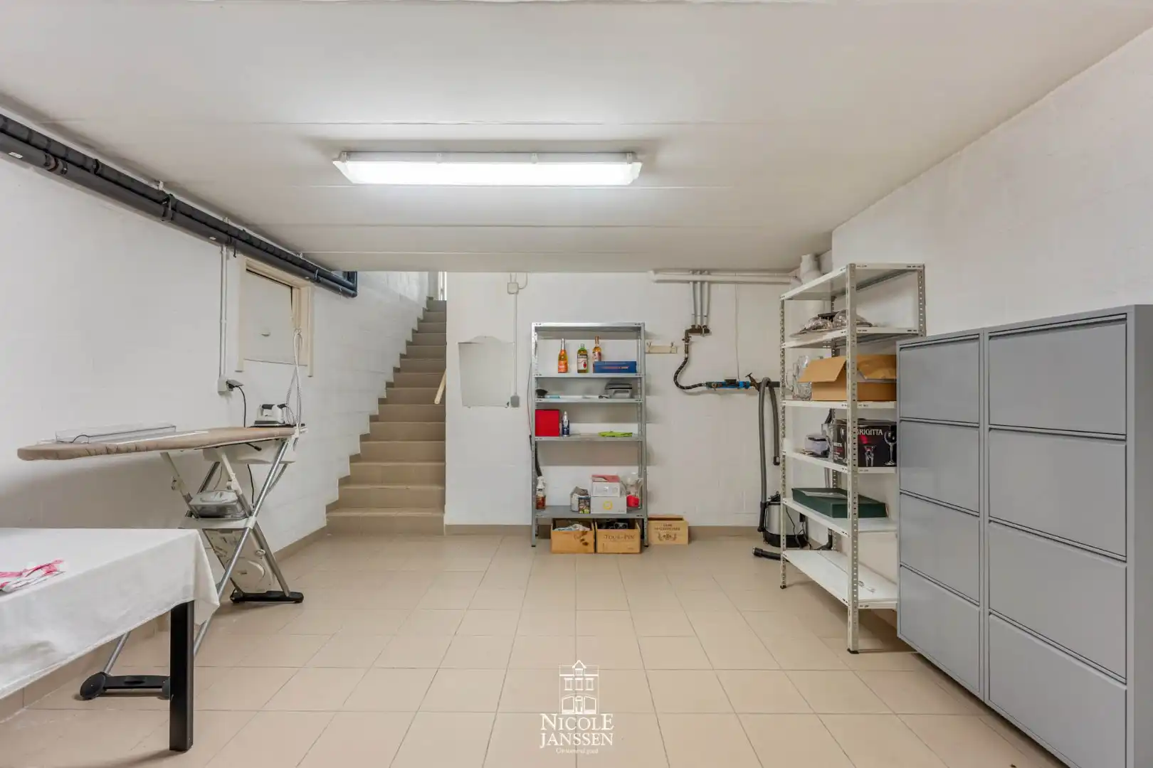 Ruim ingedeelde villa foto 18