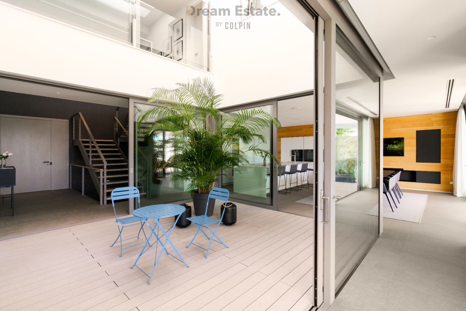 Gloednieuwe moderne eerstelijns golf villa met zeezicht. foto 14