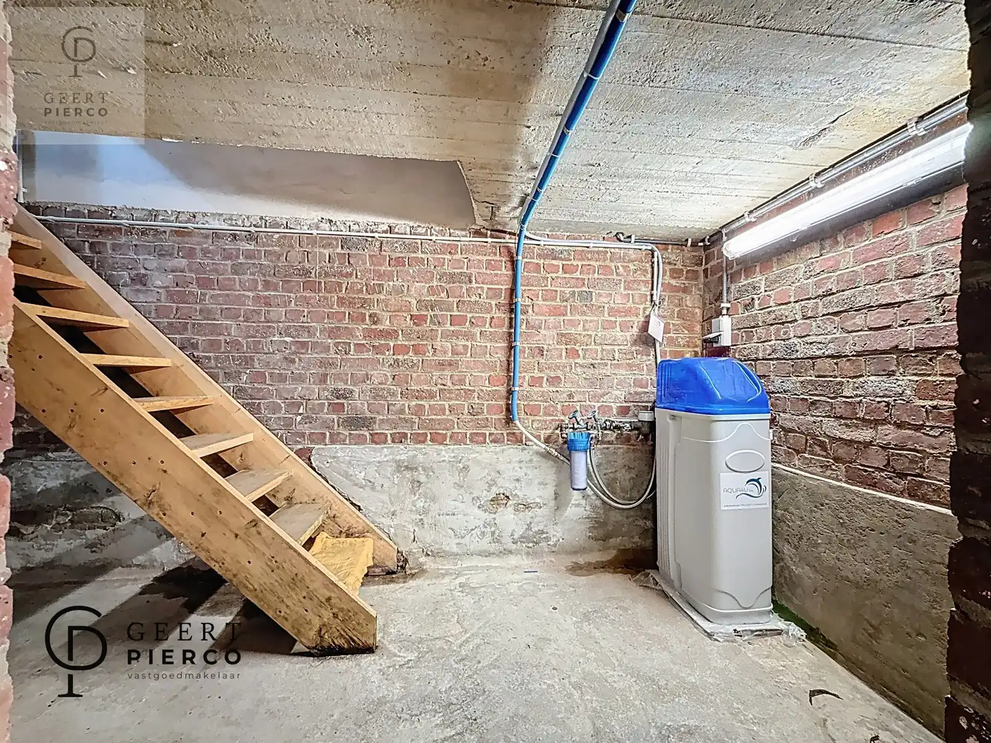 Knappe gerenoveerde gezinswoing foto 50