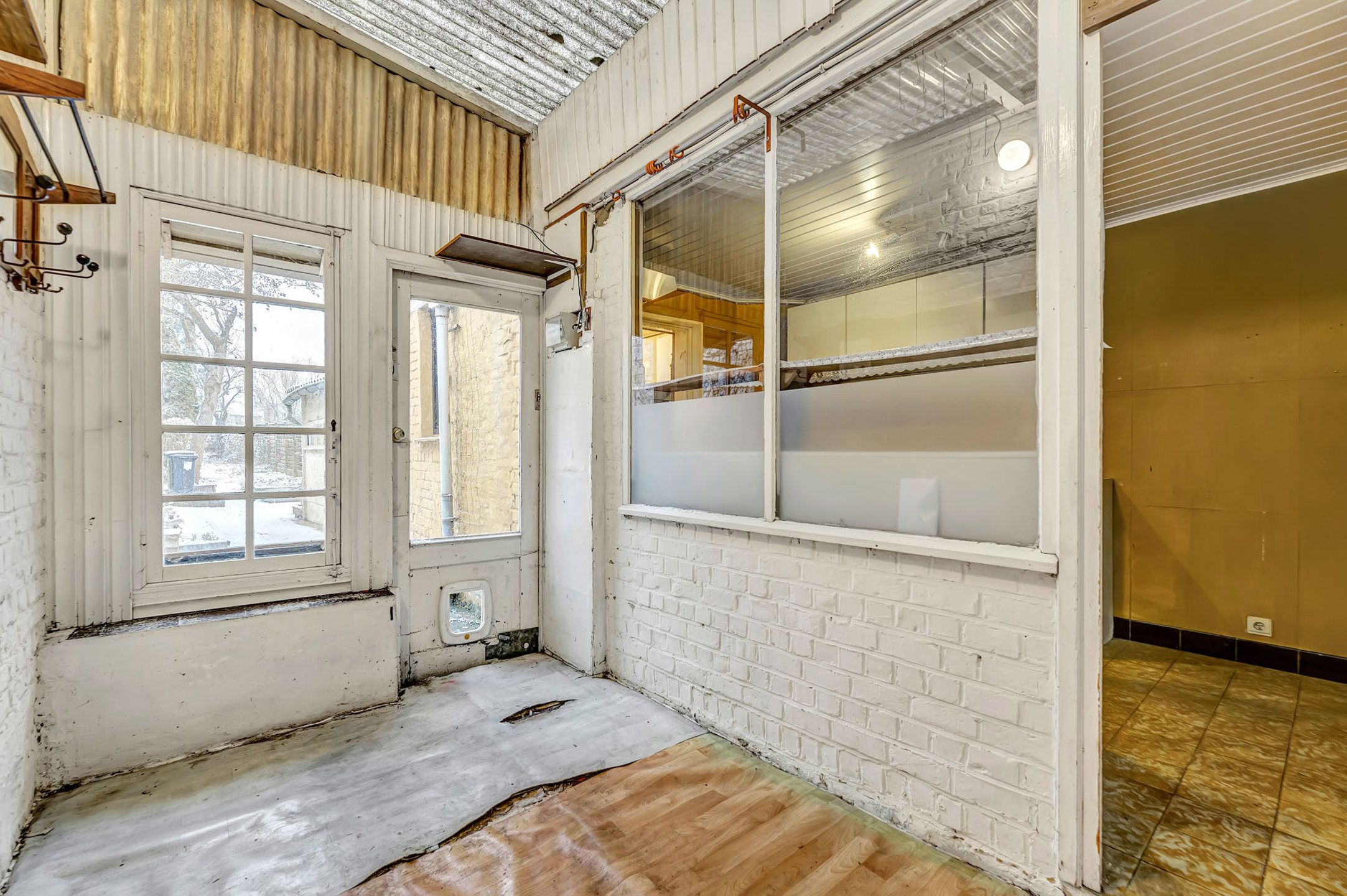 Te renoveren woning nabij centrum Aalst met 2 ruime slpks foto 15