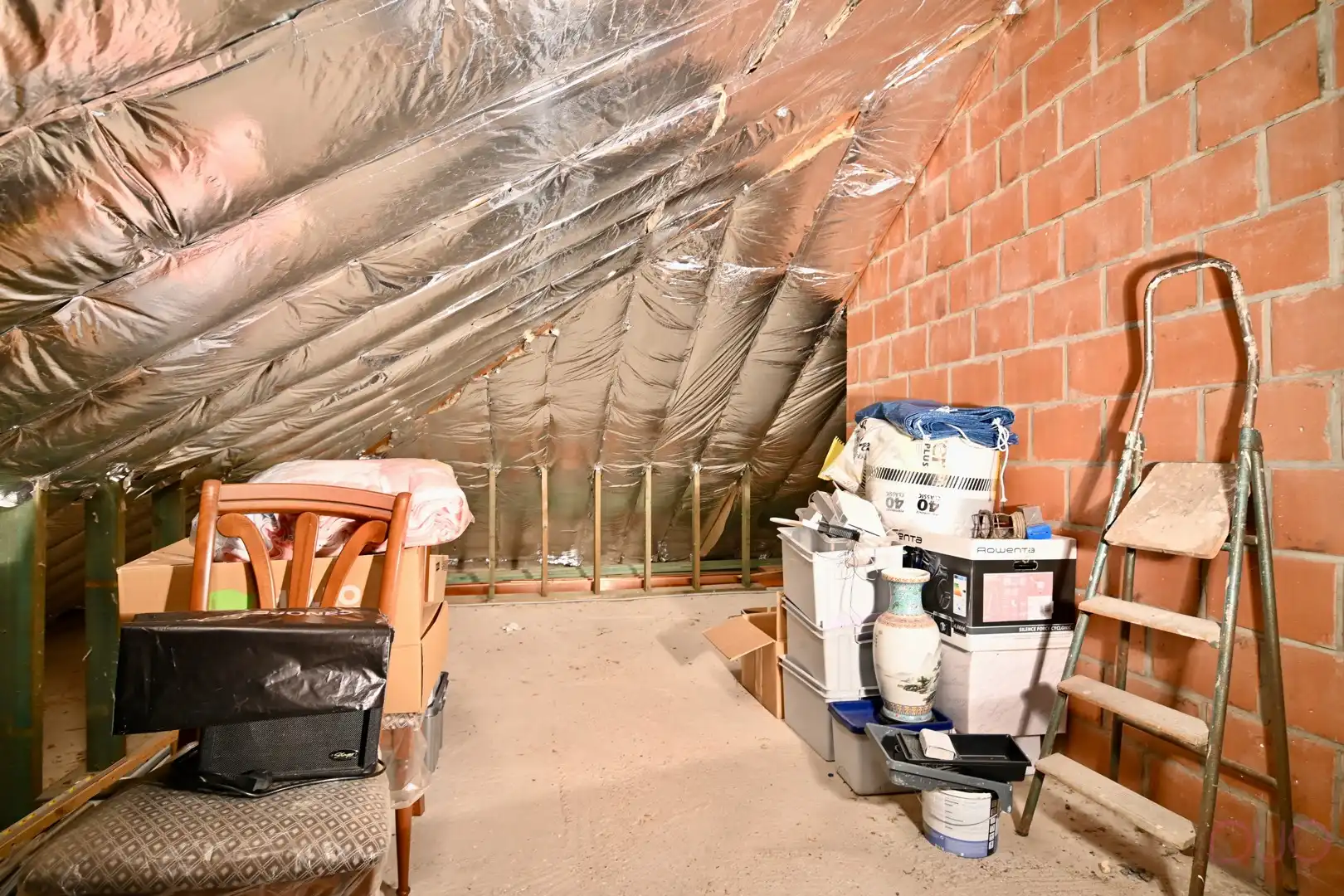 Instapklaar handelspand met bovenliggende woonst omgeven door groen op toplocatie tussen Sint-Truiden en Hasselt foto 27