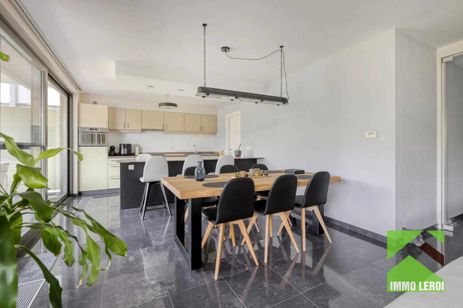 Prachtig appartement met 3 slaapkamers, groot zonneterras en zicht op grote tuin foto 6