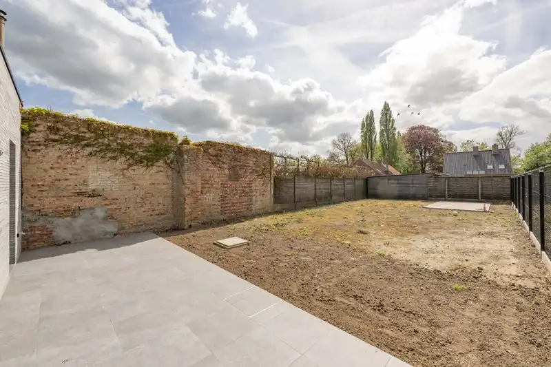 Prachtige, verrassend ruime nieuwbouwwoning met 3 slaapkamers én inpandige garage te koop in Dentergem! foto 21