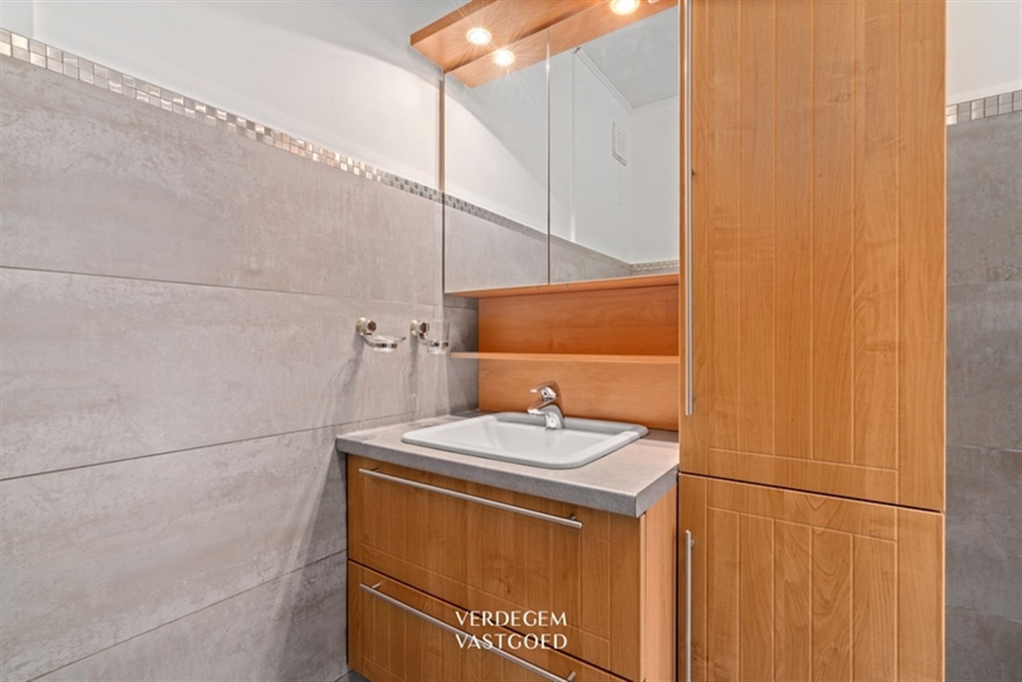 Ruim en centraal gelegen appartement met 2 slaapkamers  foto 8