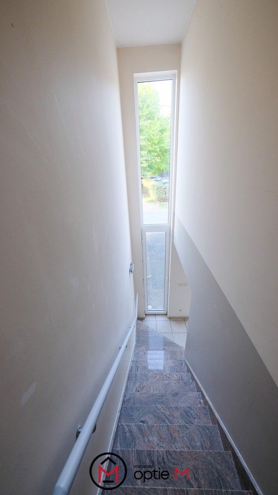 Investeringspand met handelsruimte en appartement in Merem Bilzen foto 24