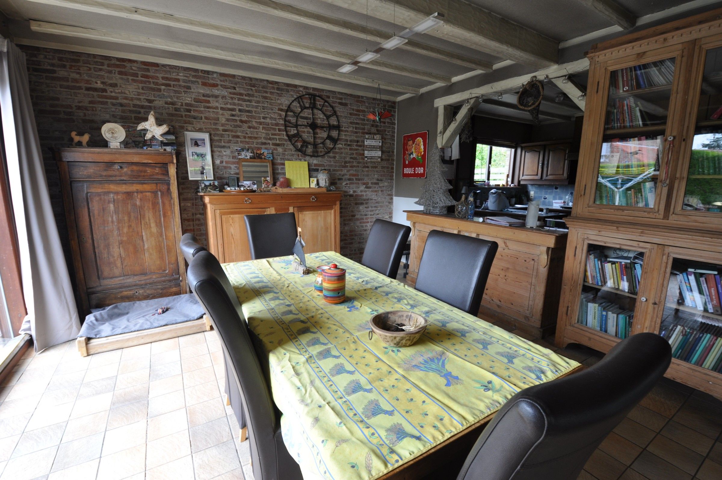 Zeer ruime villa op 1000 m² nabij het centrum van Oudenburg ! foto 6