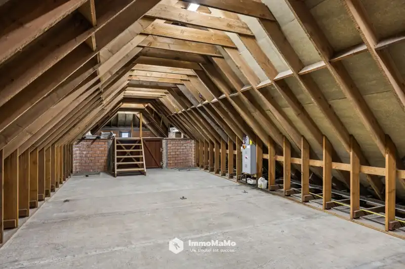 UNIEKE VILLA MET BINNENZWEMBAD EN PAARDENSTALLEN OP EEN TOPLOCATIE TE KOOP IN MENDONK (GENT) foto 52