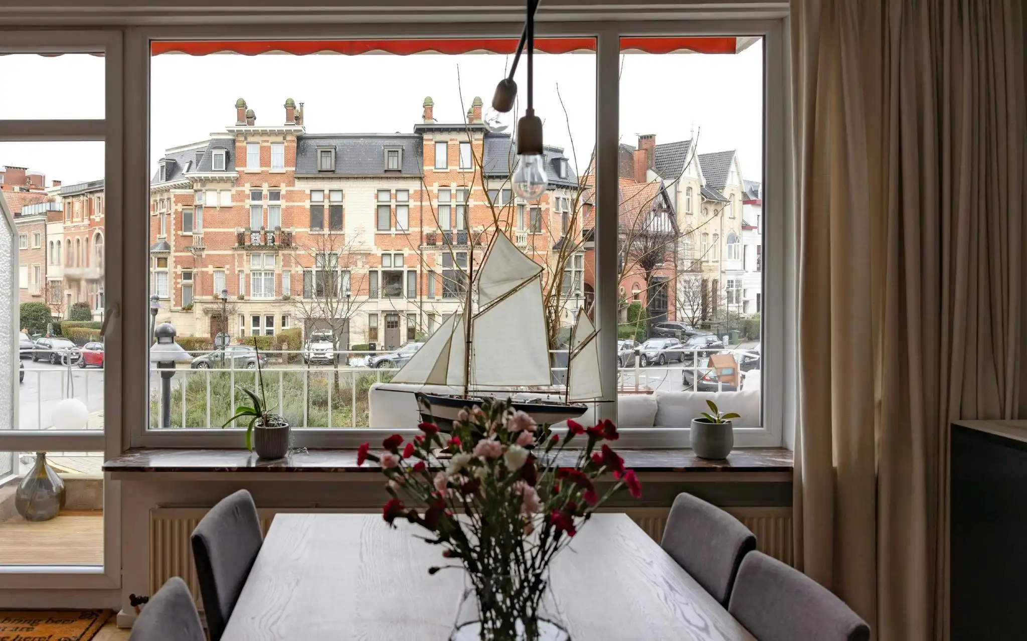 Appartement met twee slaapkamers en terras te koop Antwerpen foto 6
