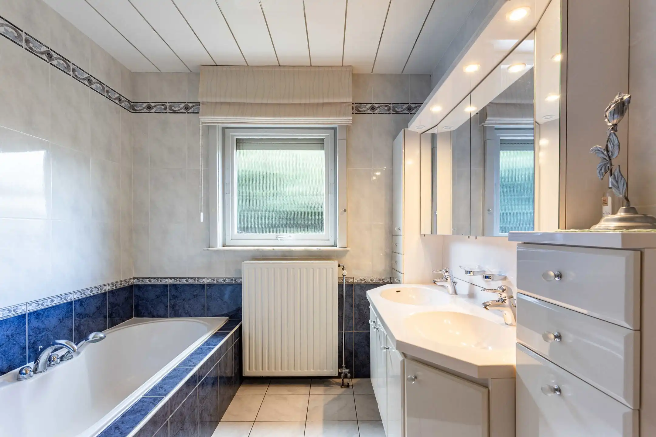 Instapklare villa met tuin, weids uitzicht en ruim bijgebouw foto 18