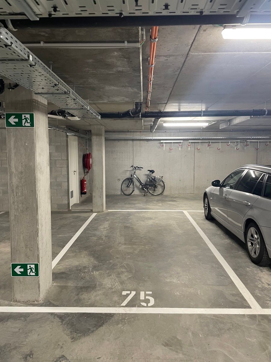 Ondergrondse parkeerplaats in Lier foto {{pictureIndex}}