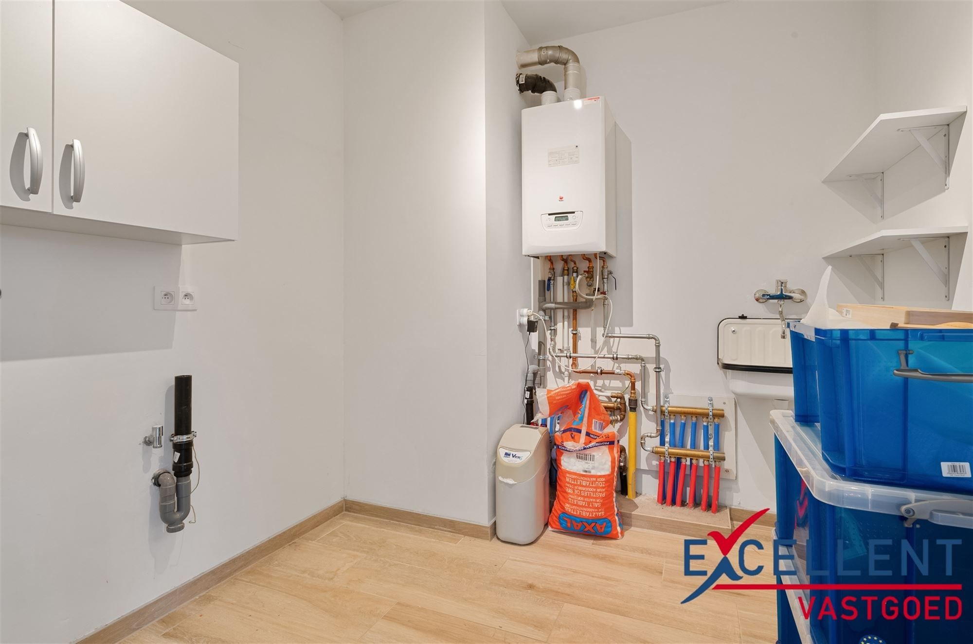 Zeer ruime service flat te koop Hof Van Rekkelinge Deinze! foto 7