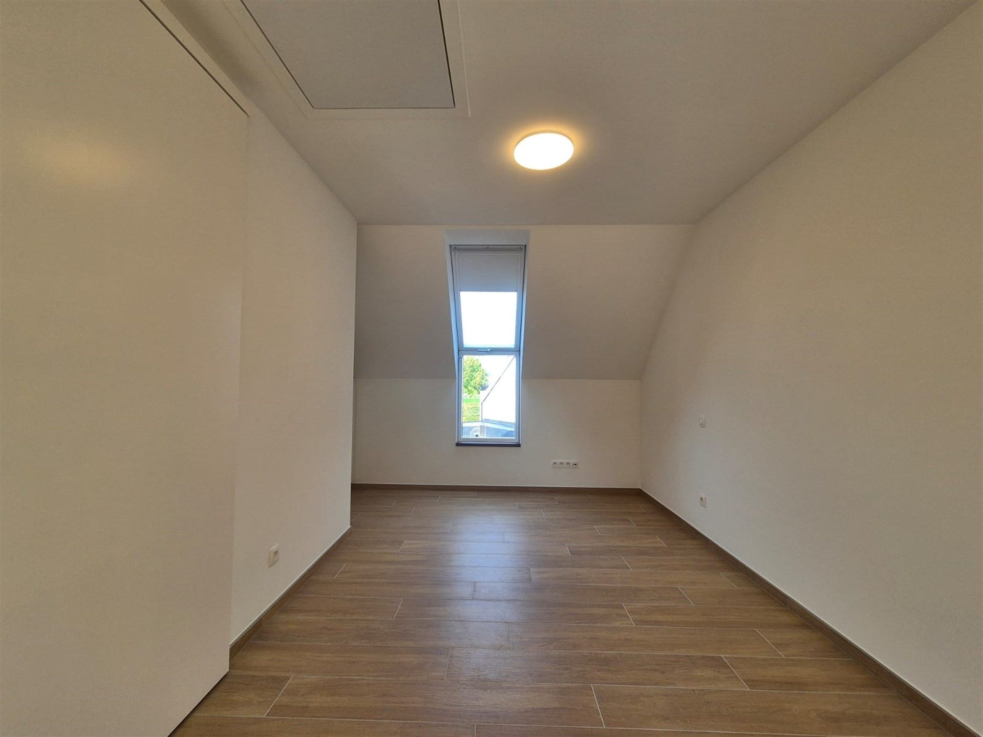 Moderne en energiezuinige nieuwbouwwoning met 2 slaapkamers en koer. foto 24