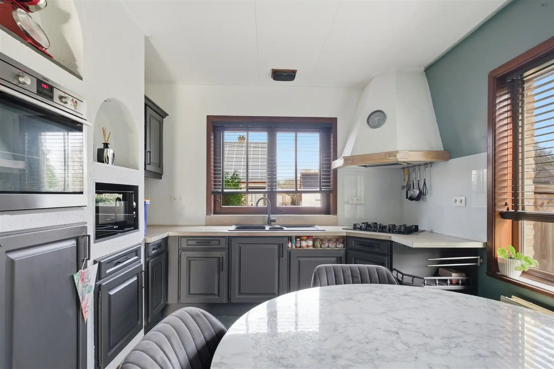 Open bebouwing met grote grond van 3.711m² foto 13