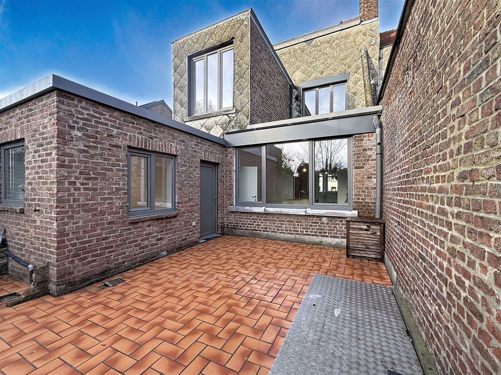 Gerenoveerde stadswoning, 4 slpks, tuin, terras, 2a 43ca foto 4