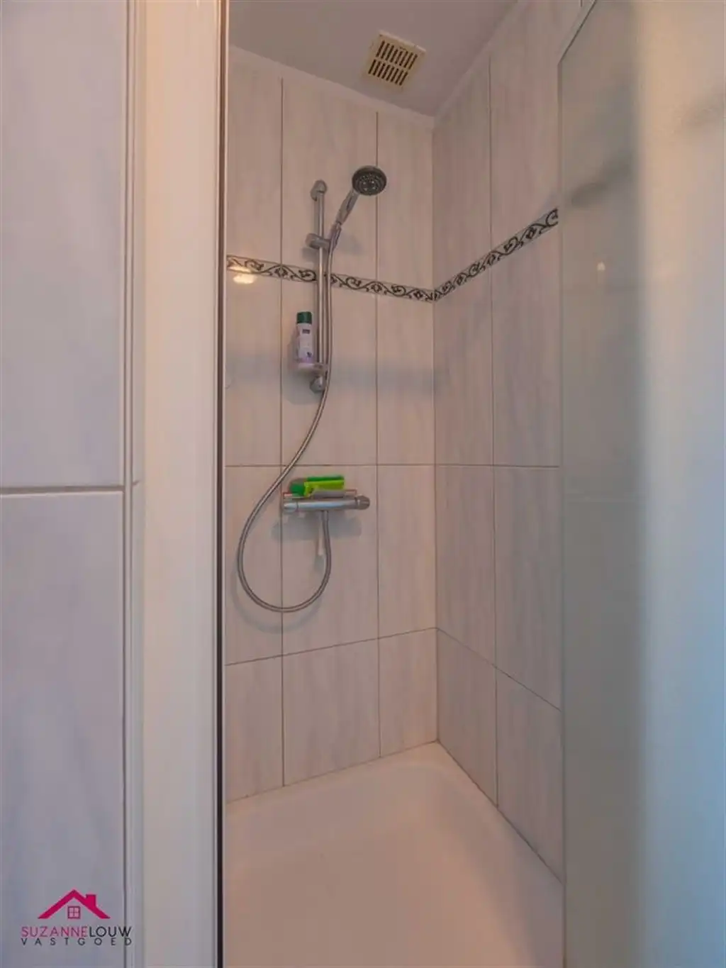 Meergezinswoning in gesloten bebouwing foto 47